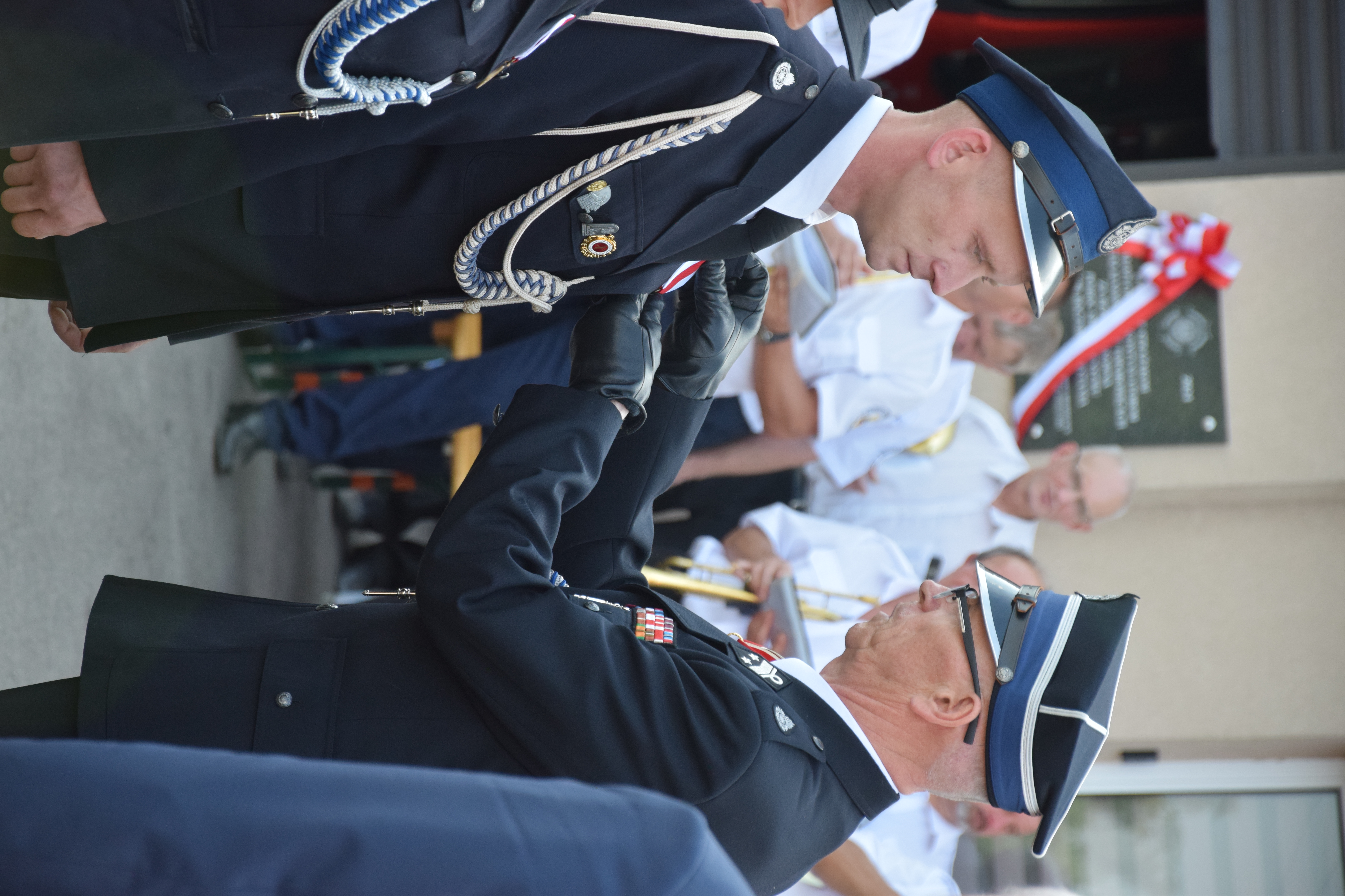 Zdjęcie przedstawia uczestników Jubileuszu 100-lecia OSP Toporowice