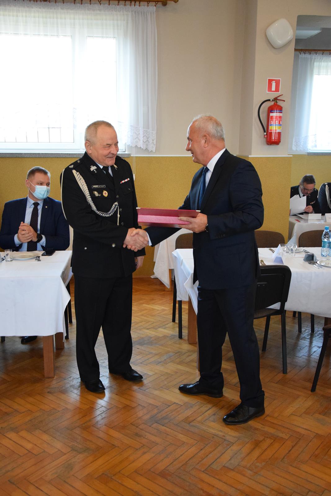 Zdjęcie z Zjazdu Odziału Gminnego Związku OSP RP w Mierzęcicach