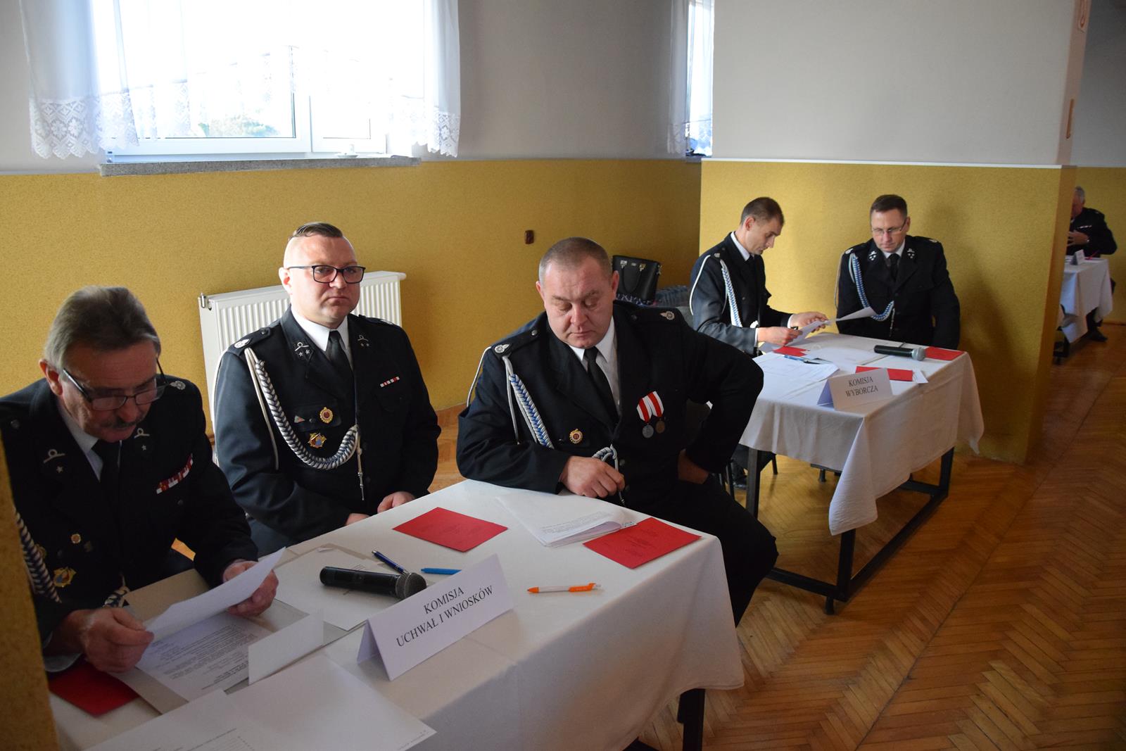 Zdjęcie z Zjazdu Odziału Gminnego Związku OSP RP w Mierzęcicach