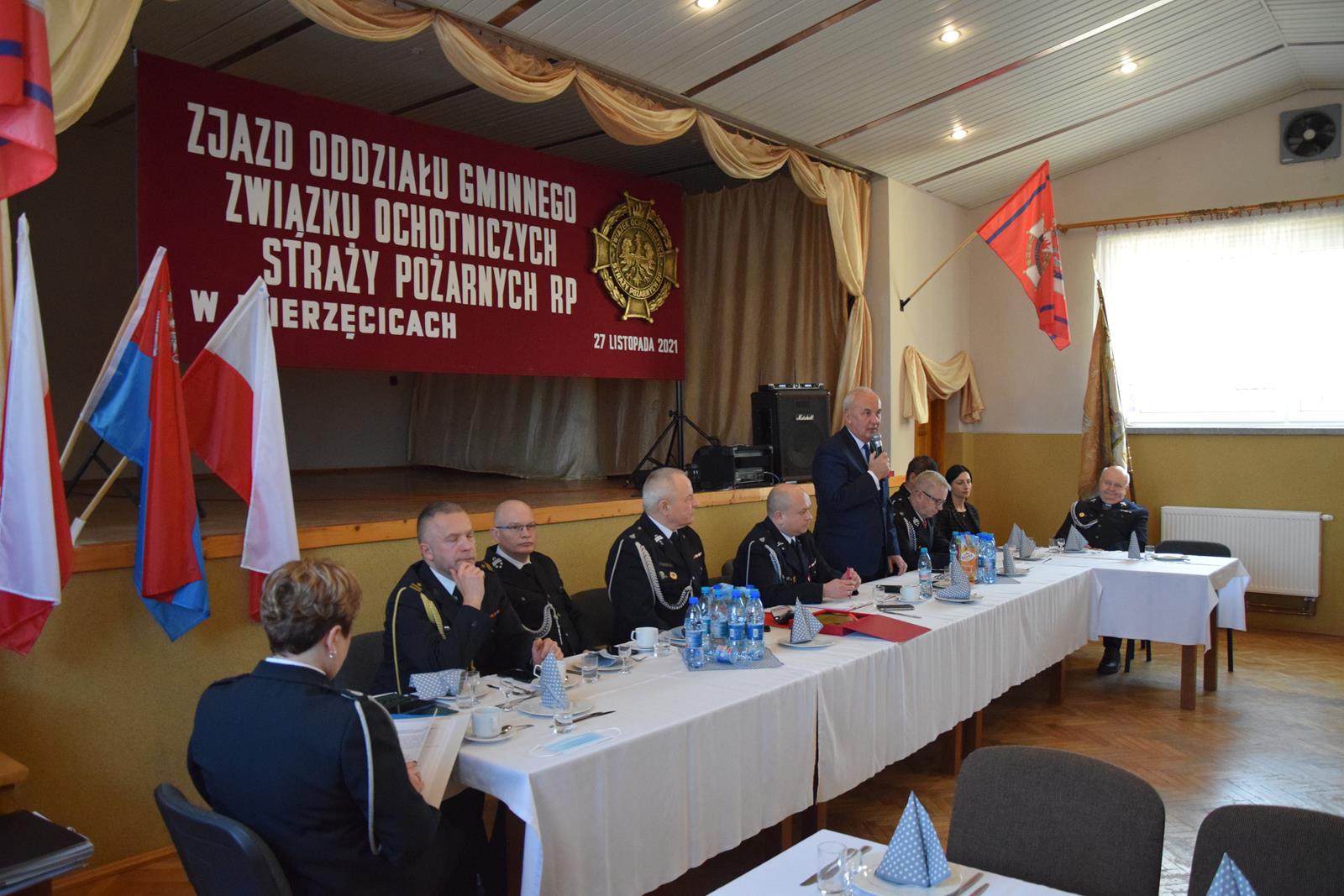 Zdjęcie z Zjazdu Odziału Gminnego Związku OSP RP w Mierzęcicach
